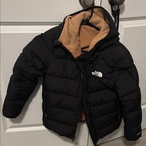 Boys size Medium (size 10) North Face winter coat. Worn for 1 winter season.